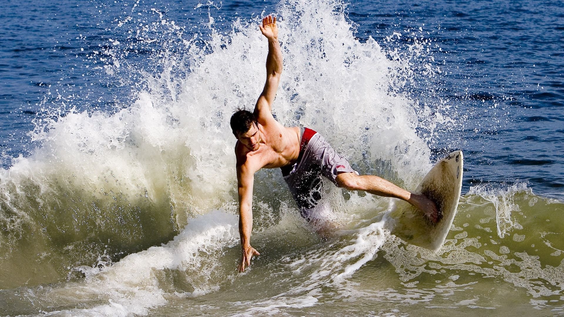 开云中国官网-_快船队紧追联盟前列，战斗精神爆发_，快船队的比赛